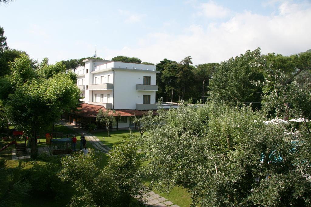 Hotel La Bussola Marina di Massa Exterior foto